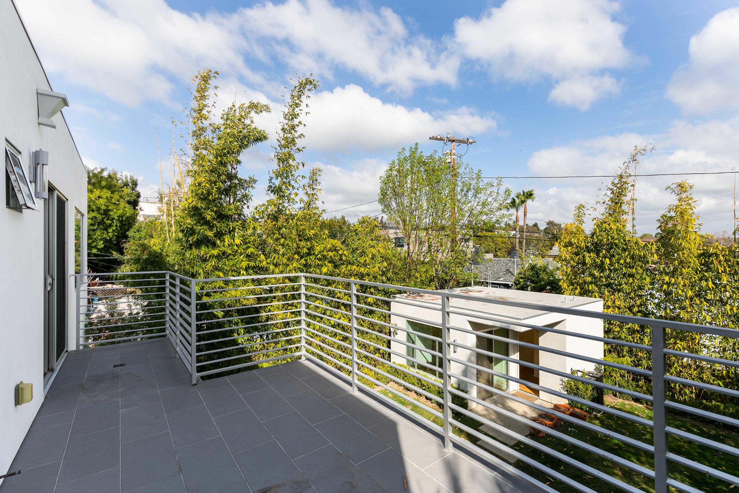 3430 Greenfield Avenue, Los Angeles, CA 90032 Joseph Treves